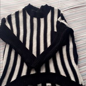 Women's high low long sleeve shirt