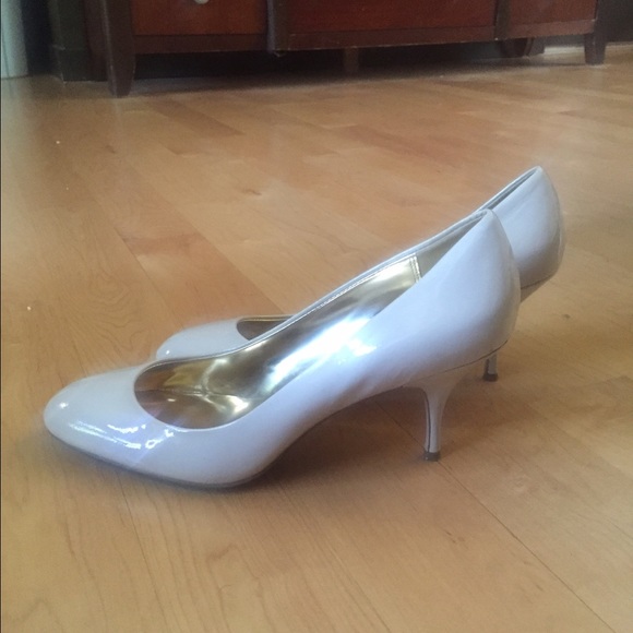 Coach Salma, Patent Leather, Nude