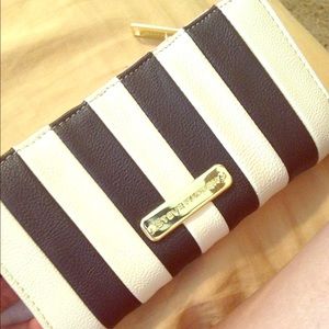 Steve Madden Wallet