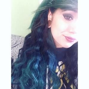 Meet your Posher, Raelina