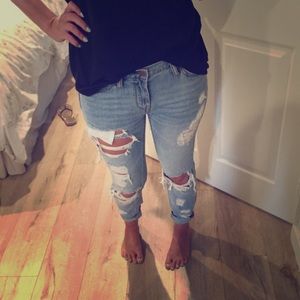 Distressed boyfriend jeans