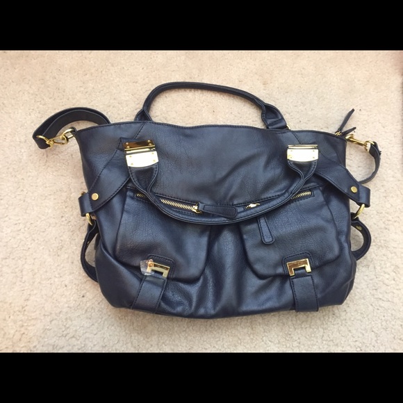 Medium purse