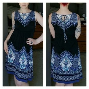 **Sold**Apt9 sleeveless conservative keyhole dress