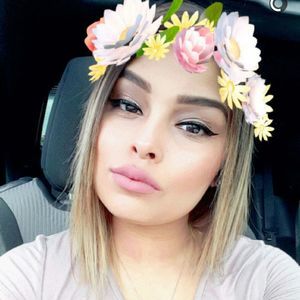 Meet your Posher, Adriana