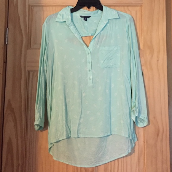 Mint Cut Out 3/4 Sleeve Shirt