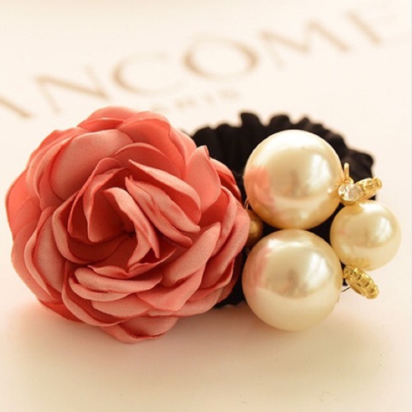 Hair Tie Faux Pearl Flower Hair Decor