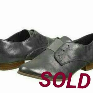 MIA pewter oxford