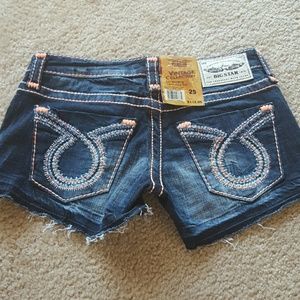 I'm selling a pair of Big Star Shorts