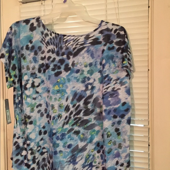 Cute summer shirt from Kohls - Picture 2 of 2