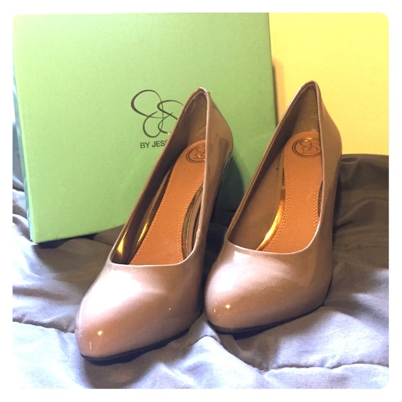 Jessica Simpson size 9 1/2 pumice marya heels - Picture 1 of 4