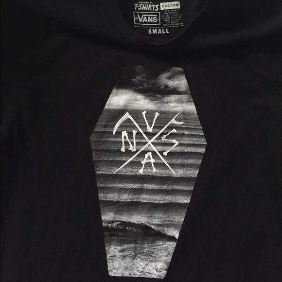 Vans Tops - Vans custom fit short sleeve tee