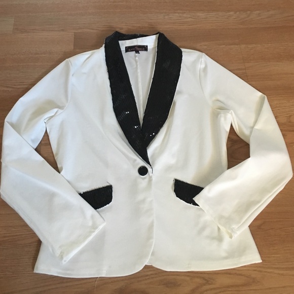 Almost Famous white with black sequins blazer