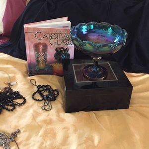 Vintage Beautiful Carnival glass