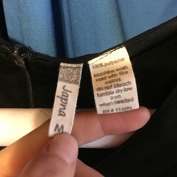 Black Japna medium dress - Picture 2 of 4