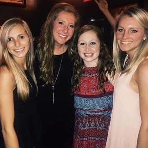 Meet your Posher, Holly