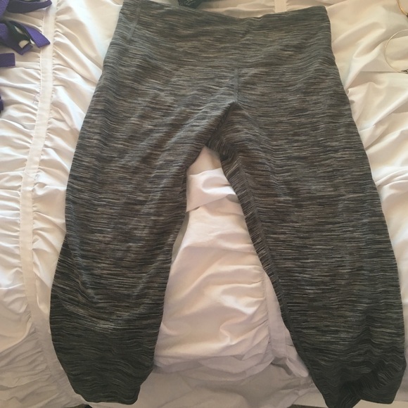 Lululemon Cropped Leggings