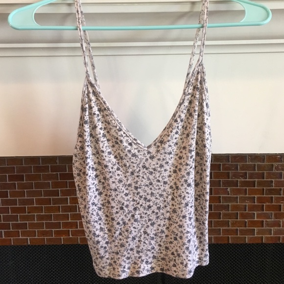 Brandy Melville crop top