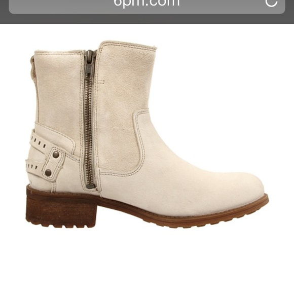 UGGpure(TM) Boot - Picture 2 of 6