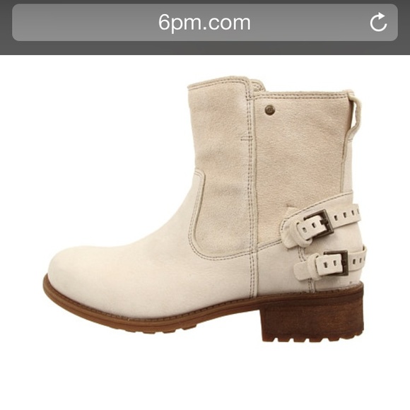 UGGpure(TM) Boot - Picture 3 of 6