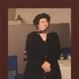 Meet your Posher, Joan