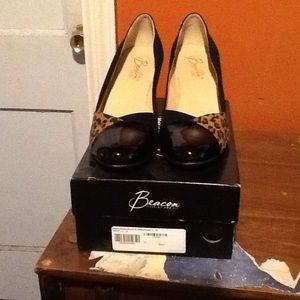 Suede and animal printed pumps