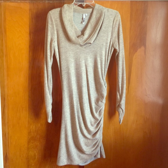 Micheal stars gold dress
