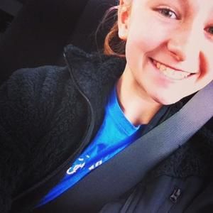 Meet your Posher, Chloe