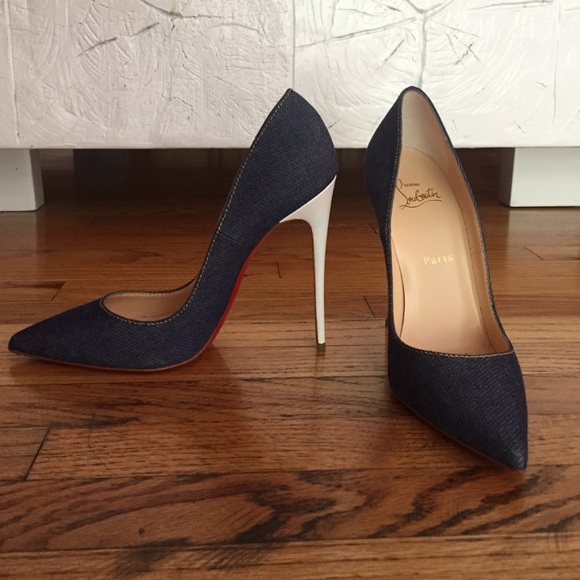 Christian Louboutin Shoes - Christian Louboutin "So Kate" pump