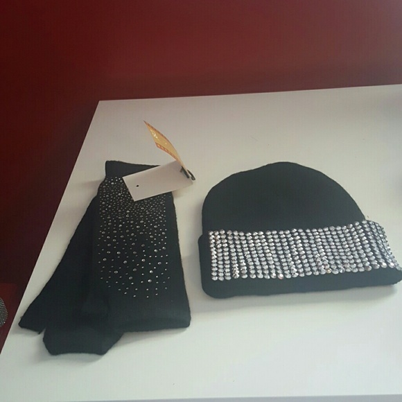 Hat Glove Set with Rhinestones - Picture 1 of 2
