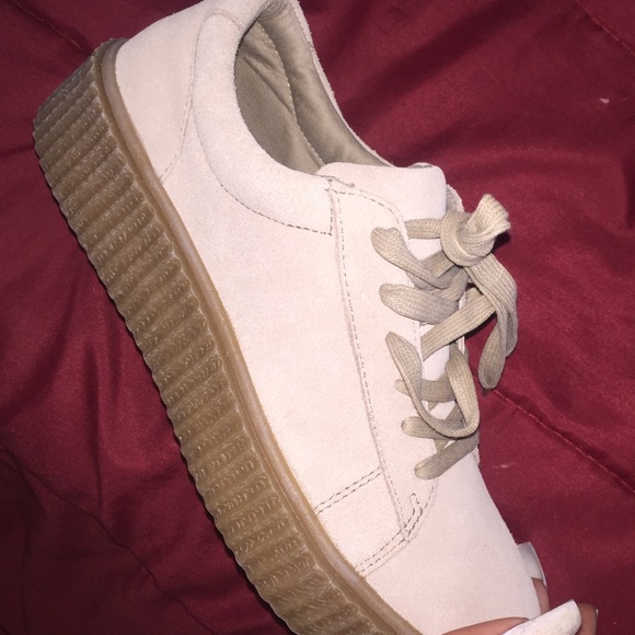 Steve Madden Holllly Camel Suede platforms