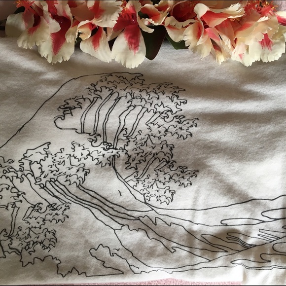 Wave Crop Top