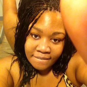 Meet your Posher, Camille