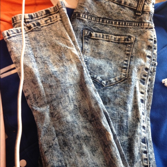 High wasted skinny jeans