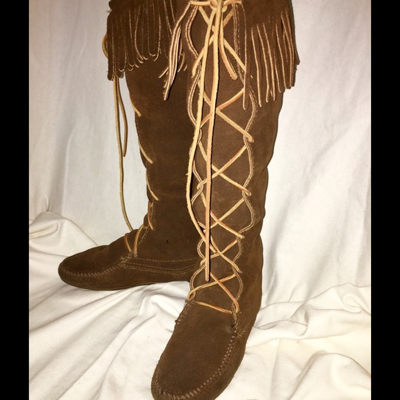 Minnetonka Front Lace Up..Knee High Boots - Picture 2 of 4