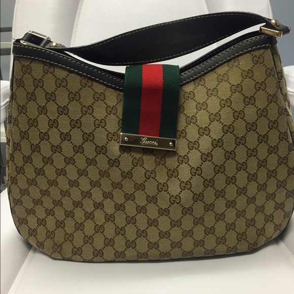 Gucci shoulder bag