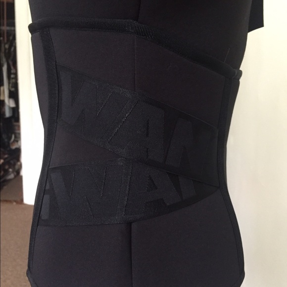 Alexander Wang x H&M Scuba-Look Top NEW w tags! - Picture 4 of 4