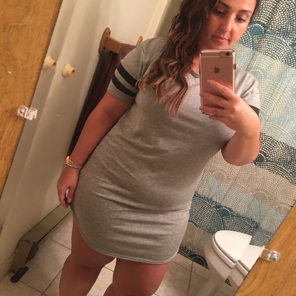 🎉RESTOCKED🎉Gray Striped Curved Hem Shift Dress - Picture 3 of 4