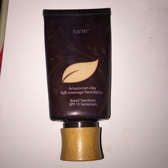 Tarte Amazonian Clay Foundation