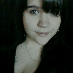 Meet your Posher, Jenn