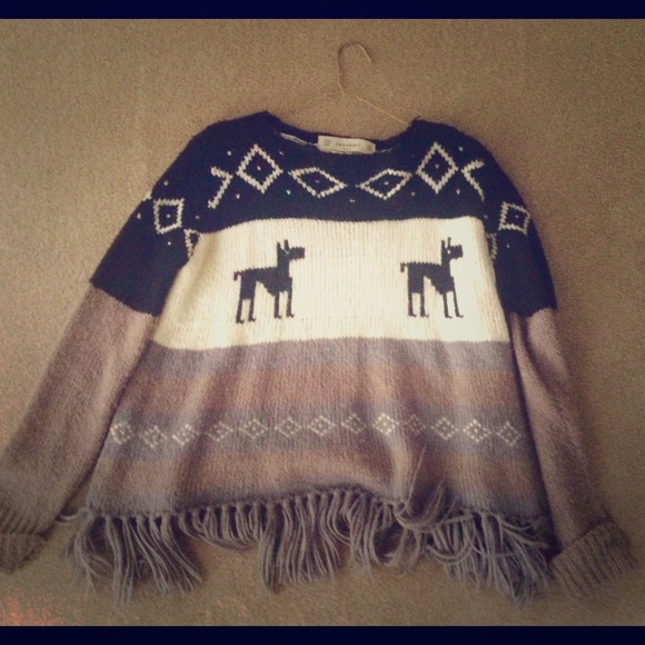 ZARA Knit Sweater, size M, very new & cozy