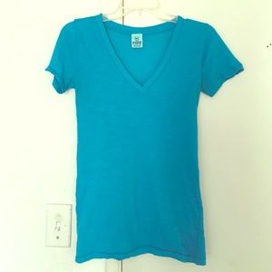 🎉FREE with bundle! Victoria's Secret Pink Tee