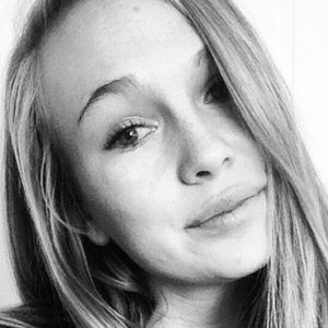 Meet your Posher, Hayley