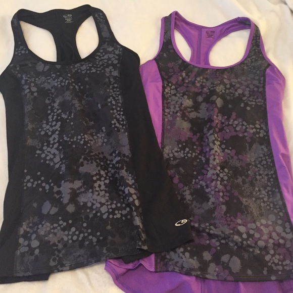 Champion duo dry razorback tops. Medium