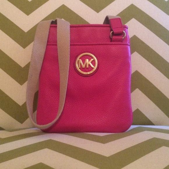 Cross-body Michael Kors purse