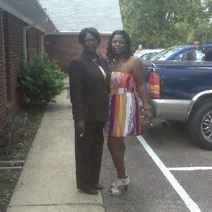 Meet your Posher, Nicole