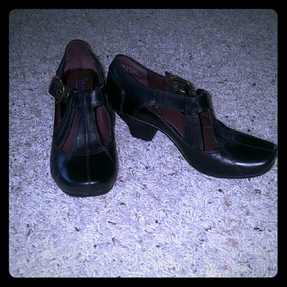 Clarks Shoes - Clarks Indigo black leather heels