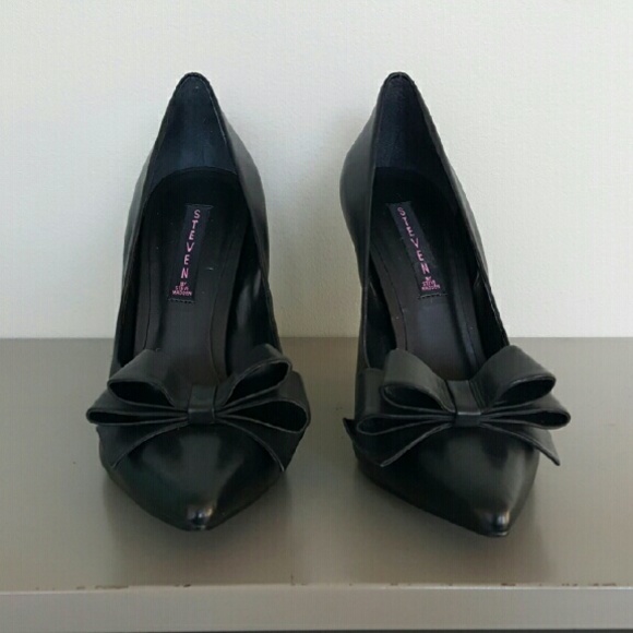 Pointed Toe Pumps
