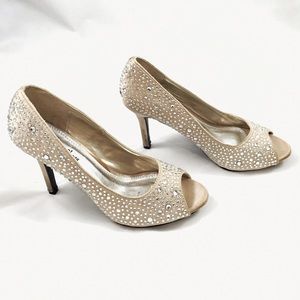 cream sparkly shoes