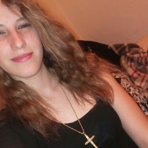 Meet your Posher, Angie