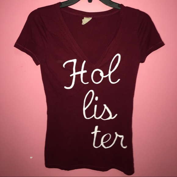 Red Hollister Tee shirt